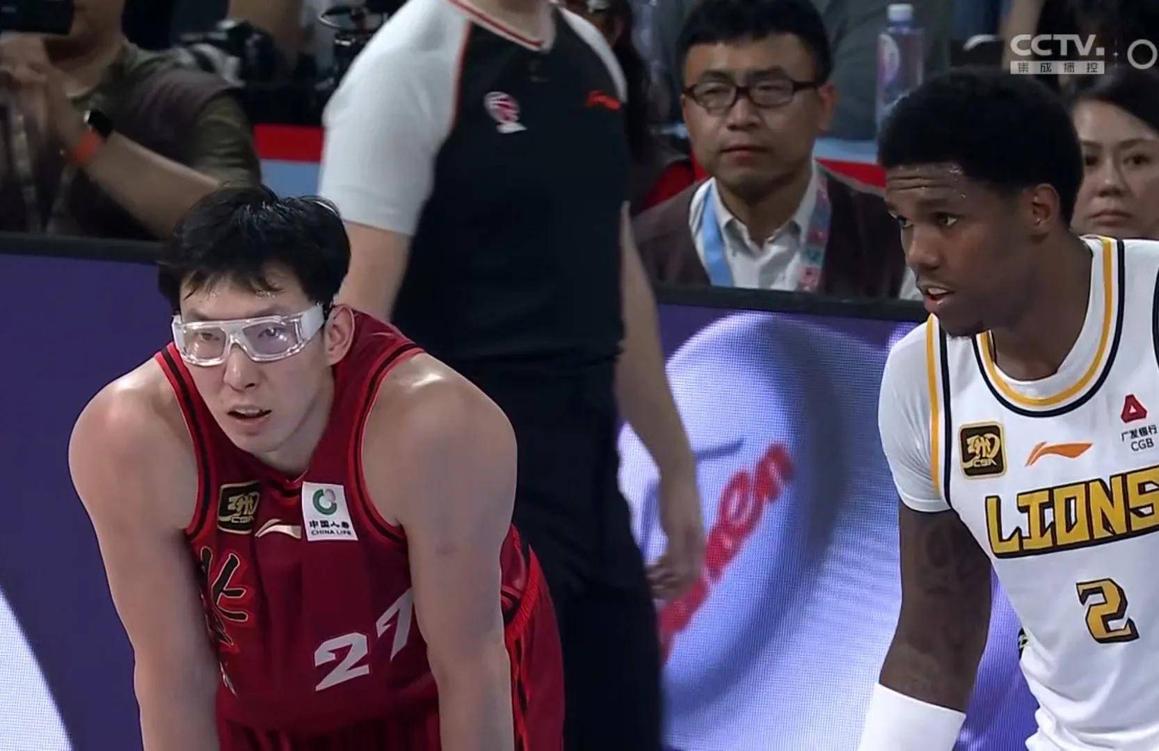 新晋球员在比赛中表现出色，成为队伍的亮点