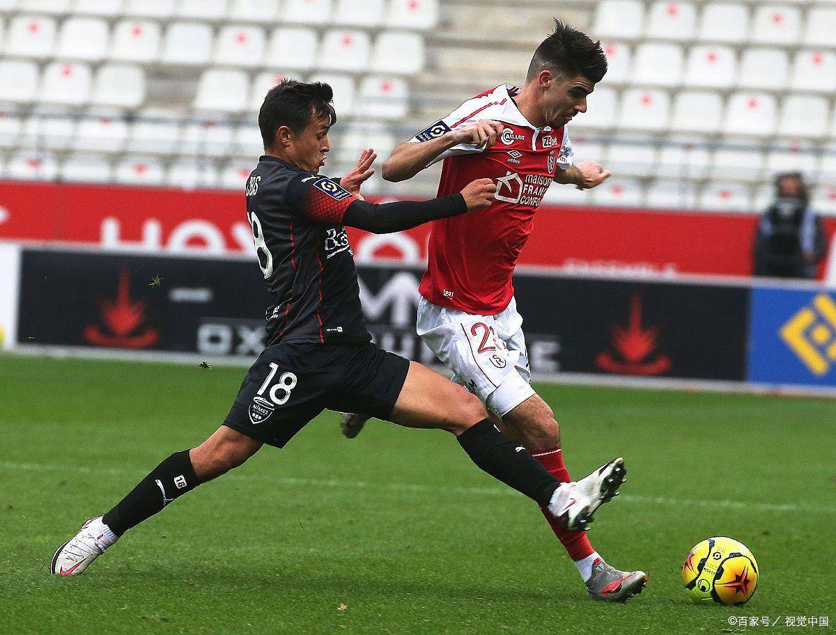 马尔蒂尼传射，马赛客场大胜兰斯的简单介绍