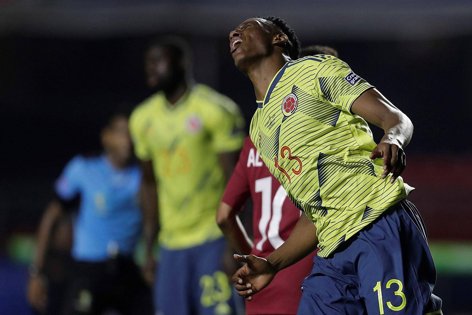 哥伦比亚球队闯入国际杯赛四强