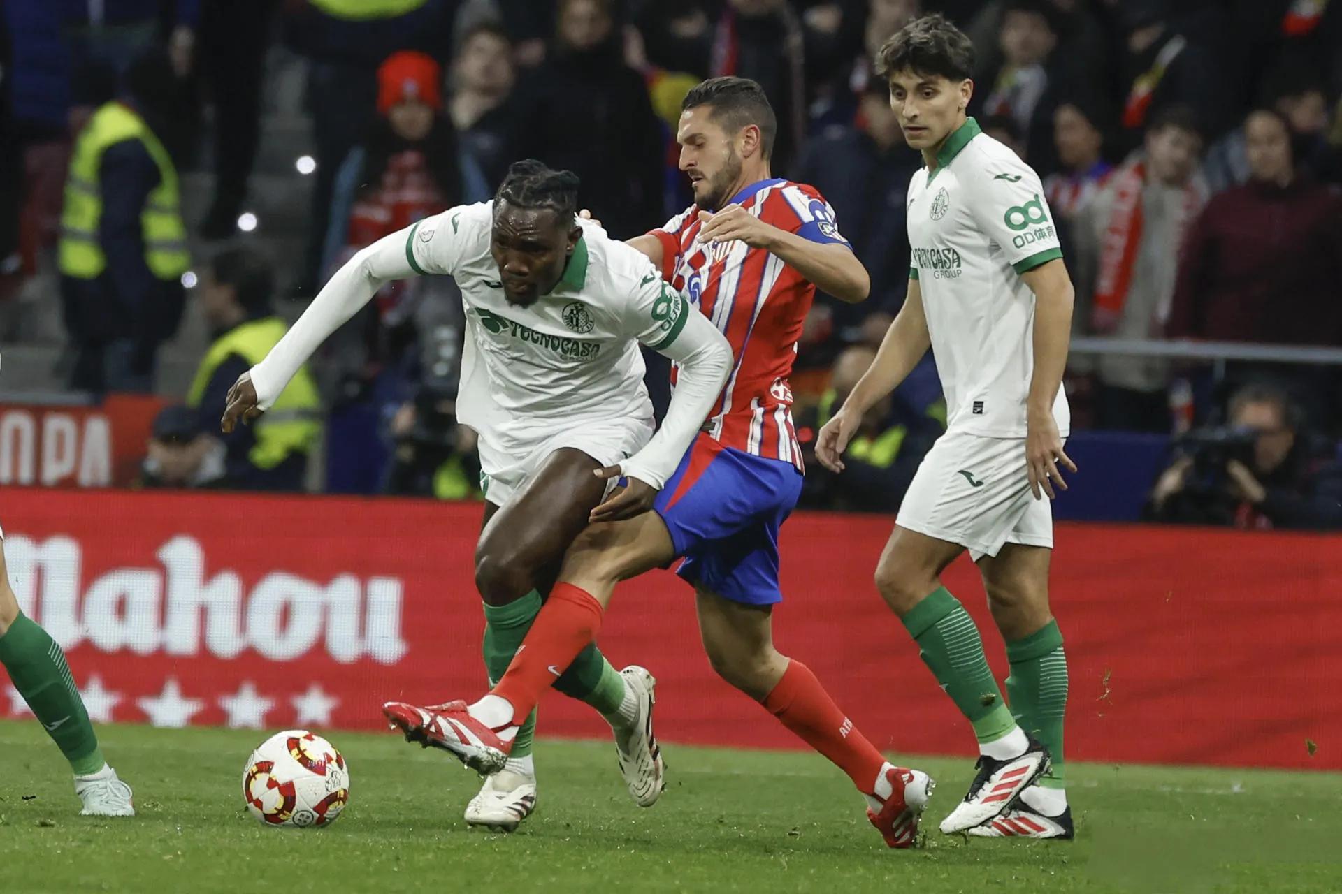 九游体育网页版登录入口-赫塔菲在客场遭遇惨败，球队表现堪忧