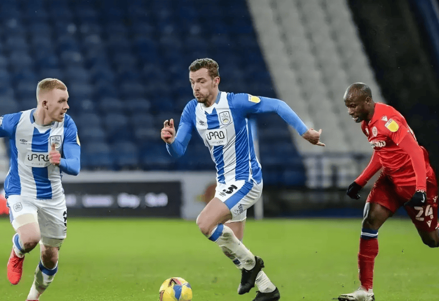 九游体育入口-水晶宫主场告捷，摆脱连败魔咒