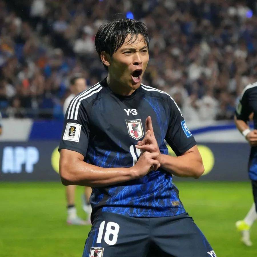 九游体育链接-日本足球代表队在比赛中崭露头角