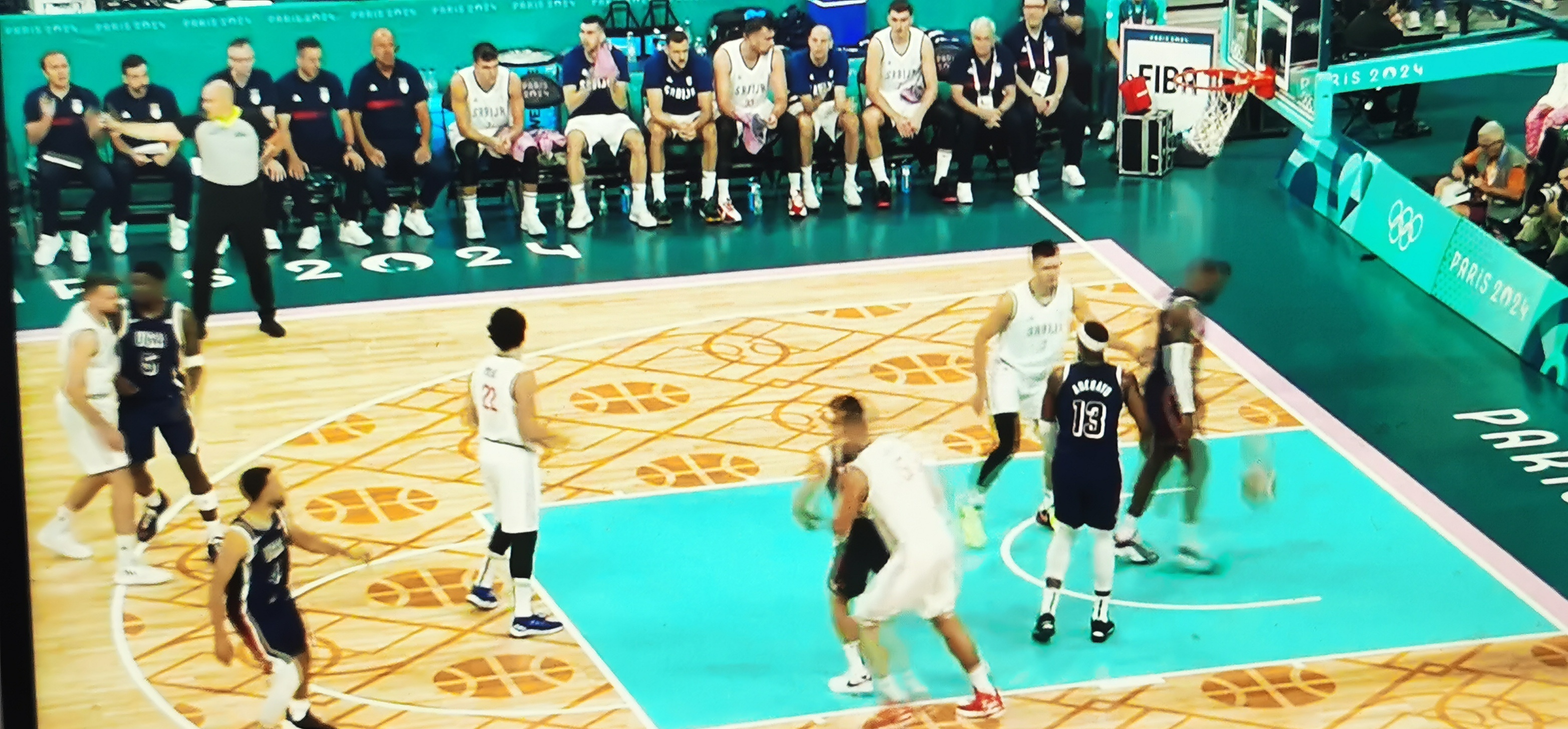 篮球职业对决激发热情，球员技术无限的简单介绍