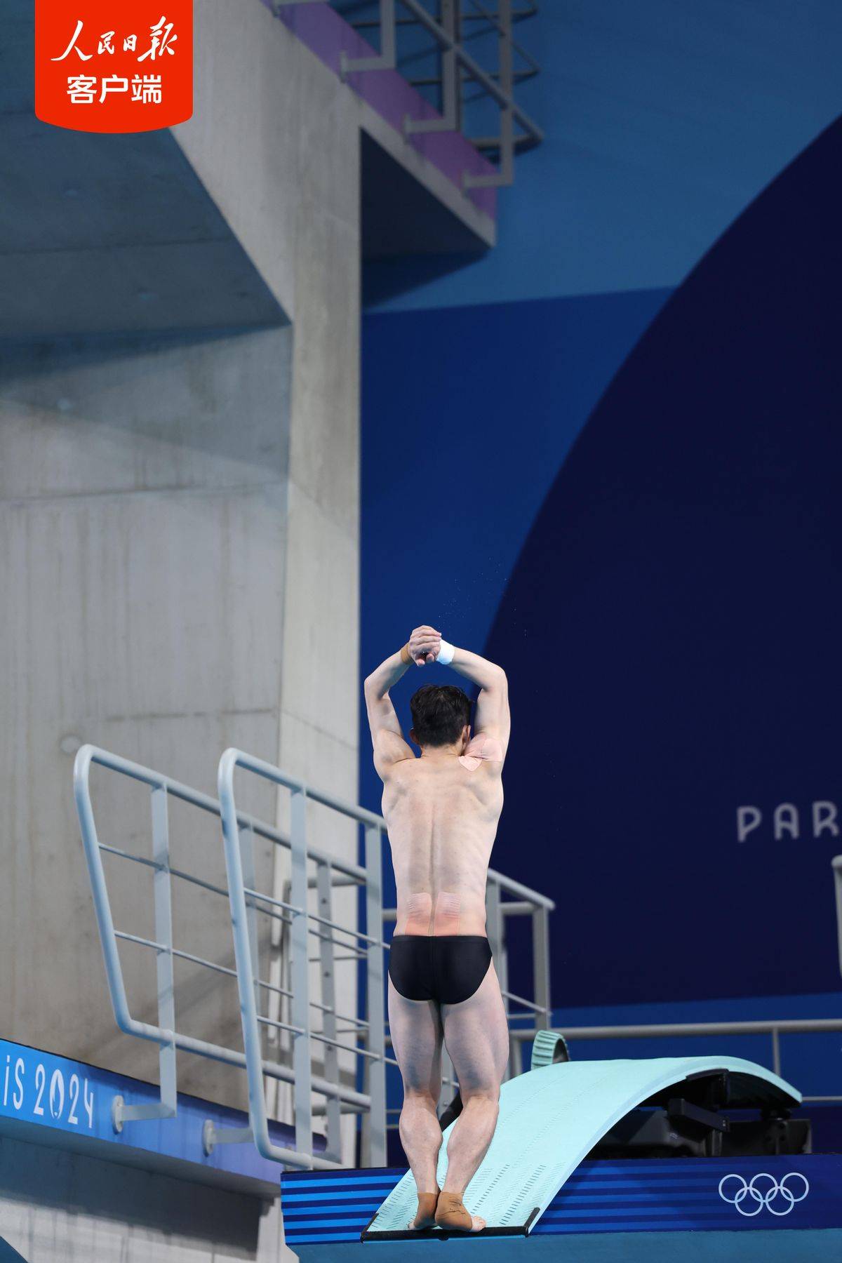 九游体育官方入口-美国跳水选手表现出色，获得金牌