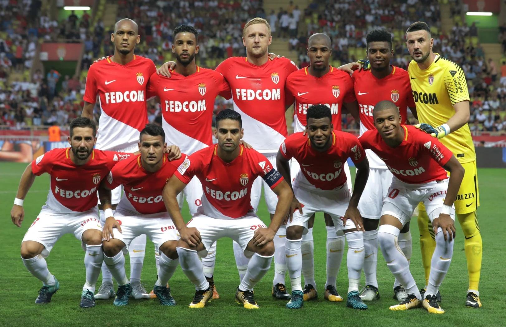 包含法甲比赛精彩纷呈，球队实力悬殊的词条